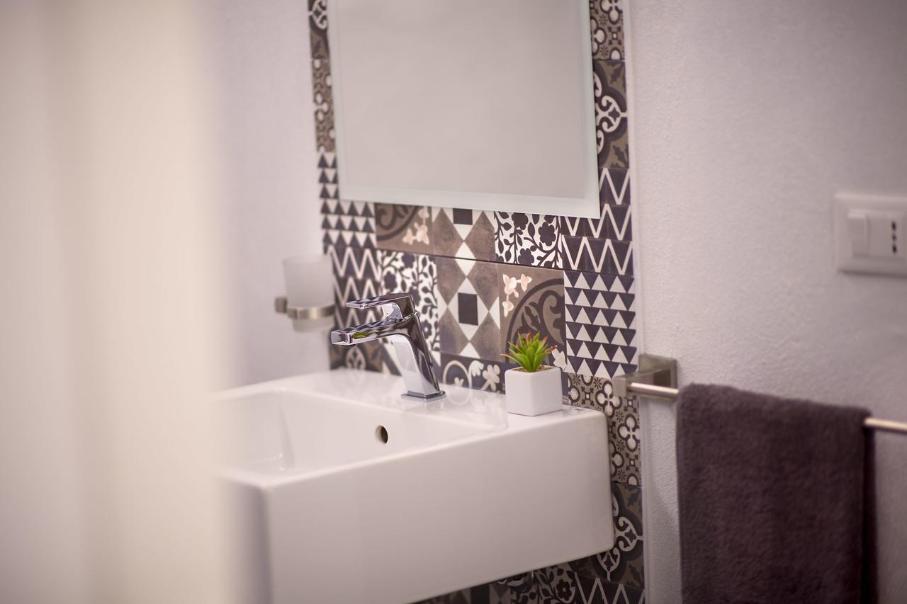 Bianca Dimora Bed & Breakfast Cagliari Exterior photo